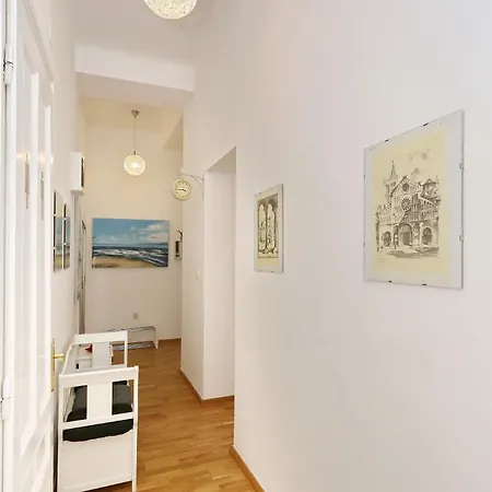 Spacious Zarita Apartment Zadar