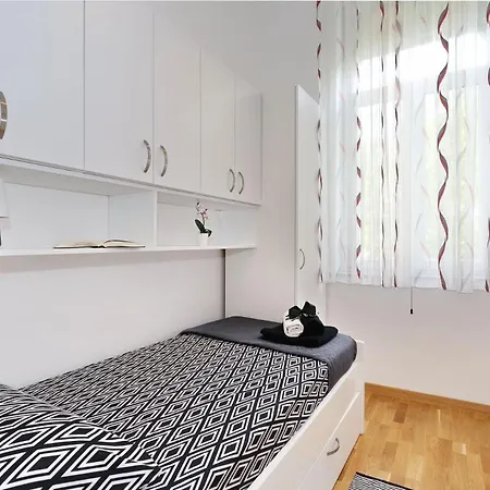 아파트 Spacious Zarita