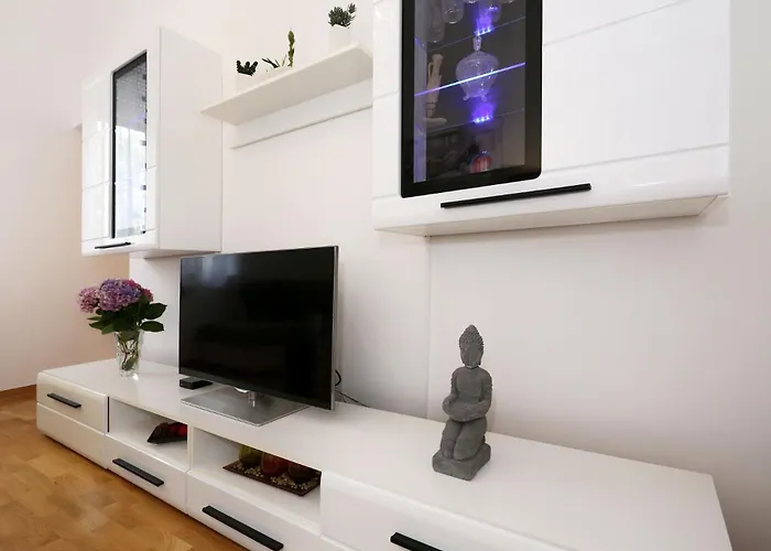 Spacious Zarita 아파트 *