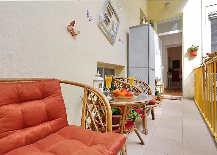 Spacious Zarita * 자다르